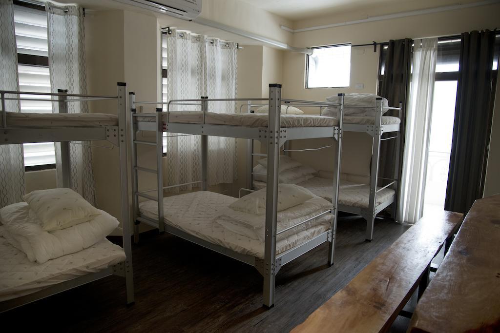 Hope Monkey Backpacker Apartment Taitung Стая снимка
